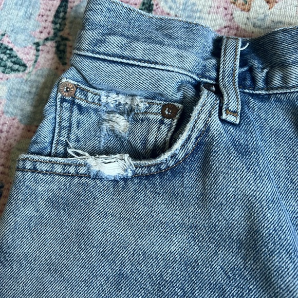 Agolde Dee Denim Shorts - Picture 4 of 7